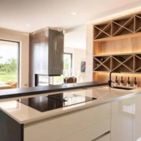 Villa Luxury G2 With Indoor & Outdoor Pool
